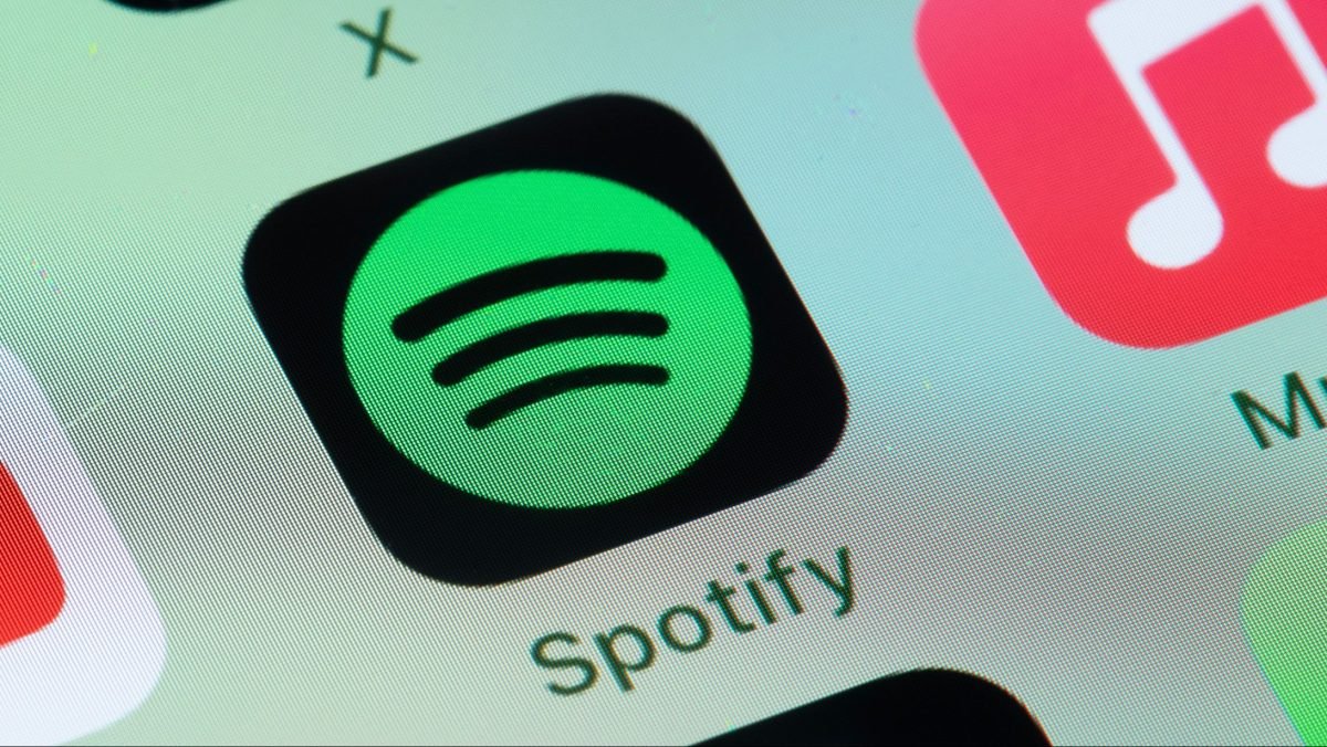 Spotify now integrates directly with DJ software from rekordbox, Serato, and djay