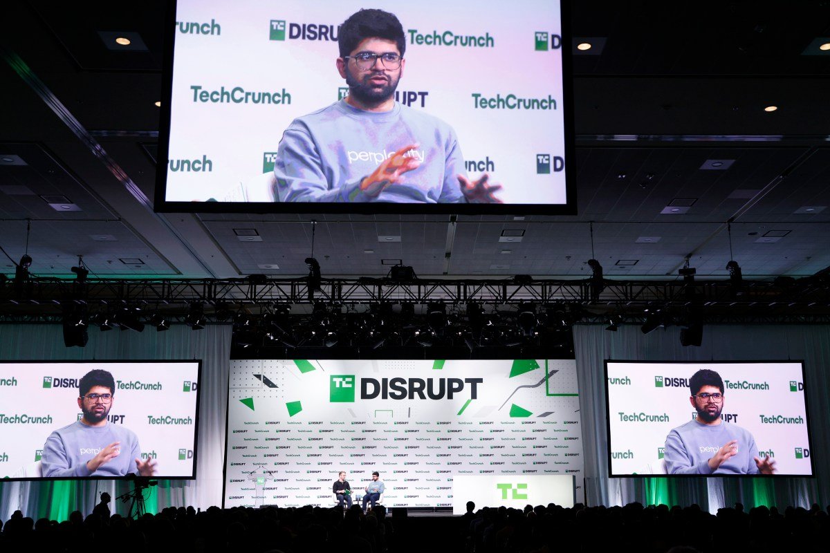 The TechCrunch Disrupt Stage revealed: Behold the first look