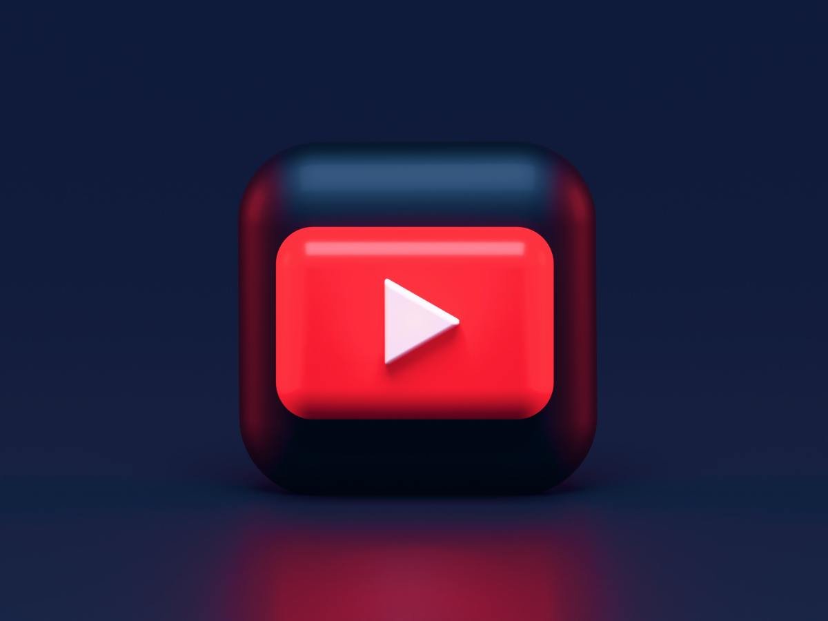 YouTube’s latest experiment brings its conversational AI tool to TVs