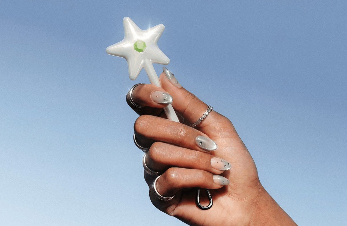 Cash App launches a wand for tap-and-pay
